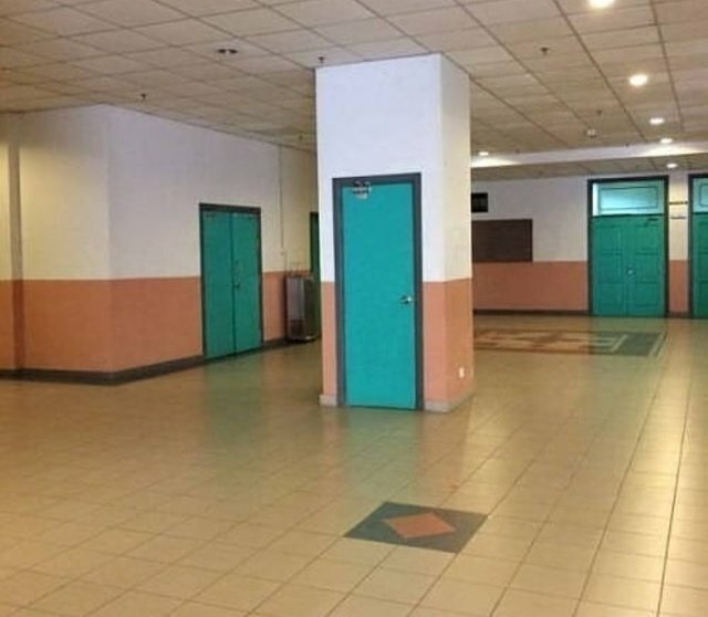 11. Дверь в Нарнию 11. Дверь в Нарнию дизайн, прикол, смешно, ужасный дизайн, фото