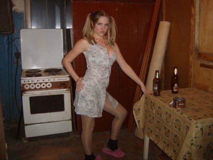 5. Без эффектных фотосессий у них тоже не обходится 5. Без эффектных фотосессий у них тоже не обходится девушки, деревня, красота, прикол, село, селянки, смех, юмор