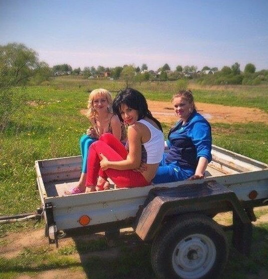 15. 15. девушки, деревня, красота, прикол, село, селянки, смех, юмор