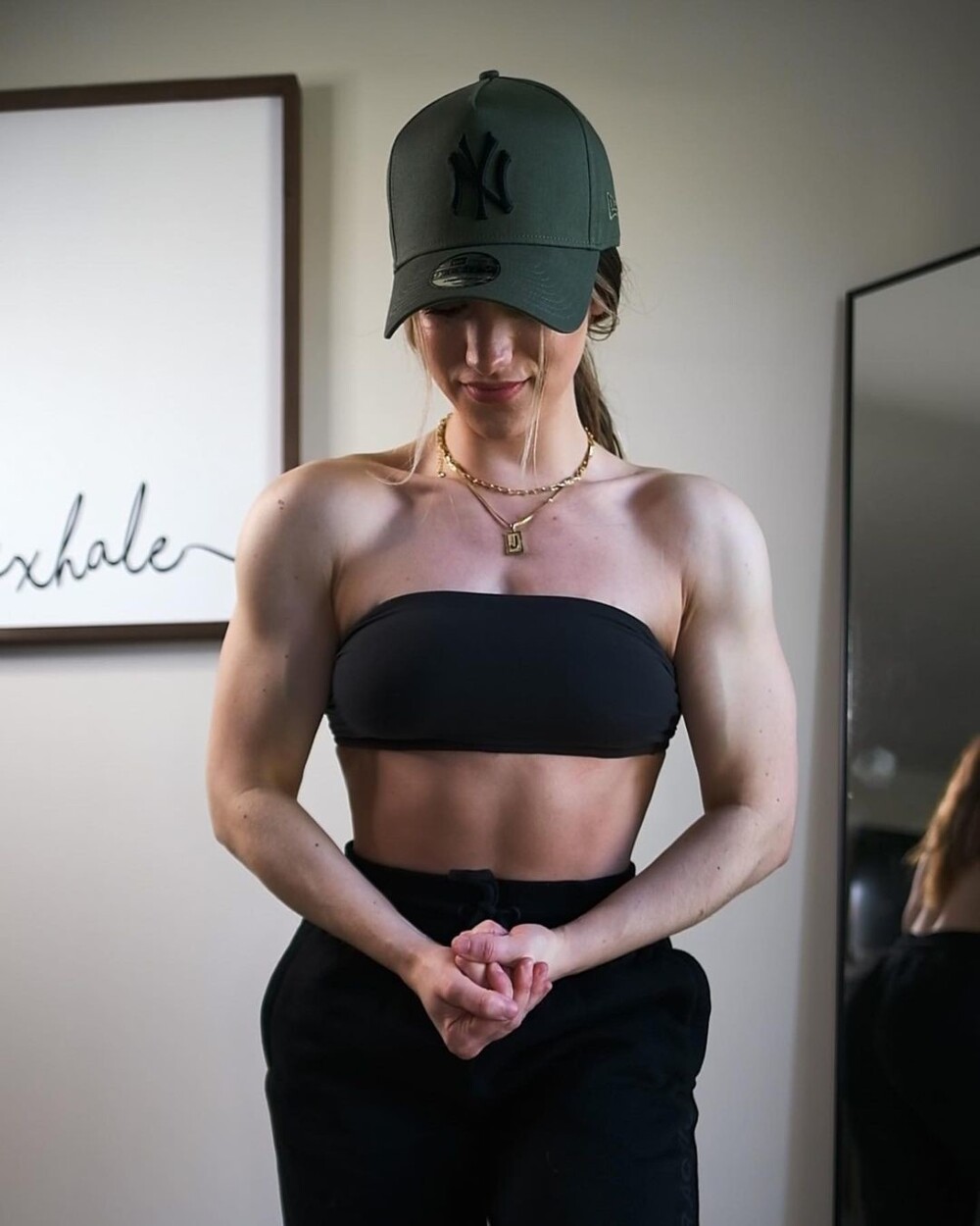Джессика Биклин – реальный пример гармоничного сочетания женственности и мускулов