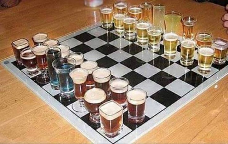 Bilderesultat for marble chess set